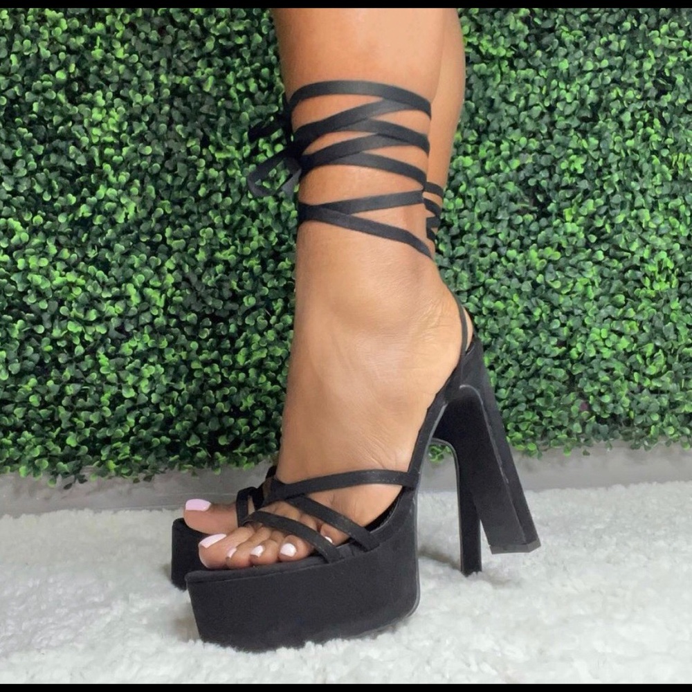 Strappy Lace Up Chunky Platform High Heels Black